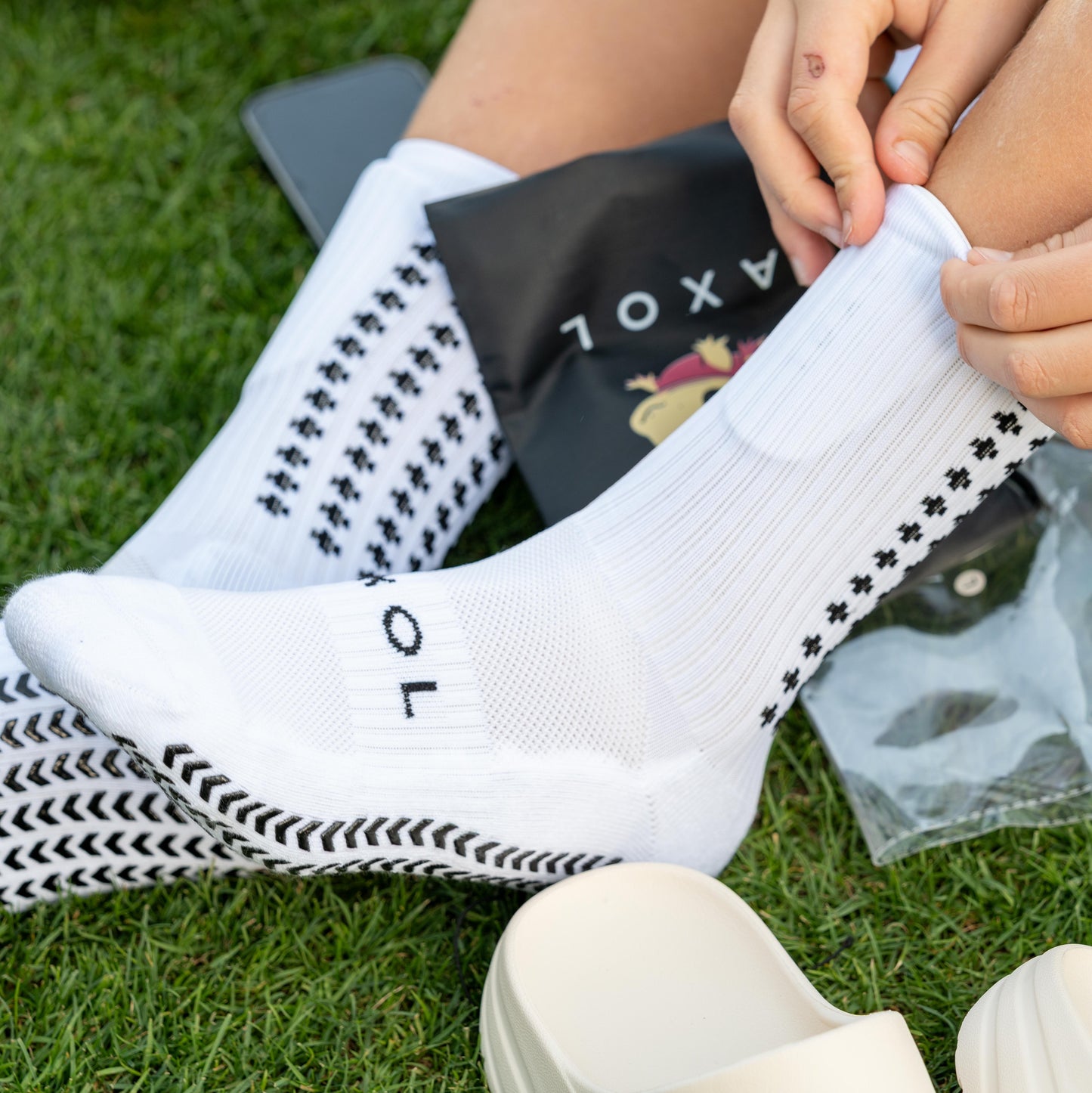 Pro Grip Socks - Adult - Size 40 to 44