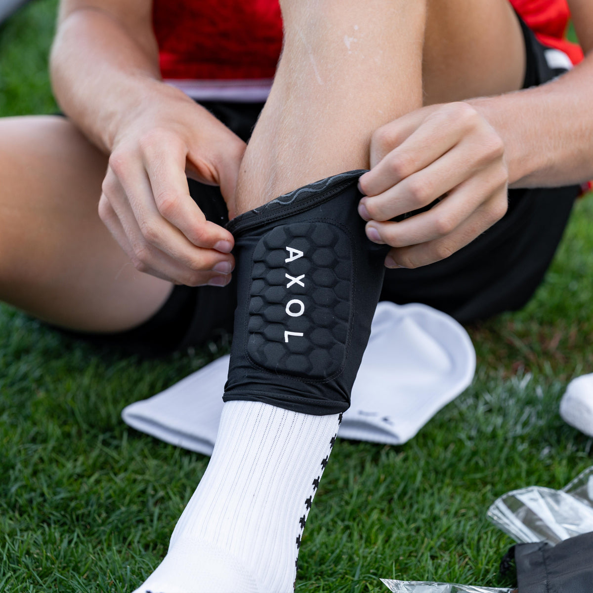 Shin Sleeve Ultra Protection Gel - Adult